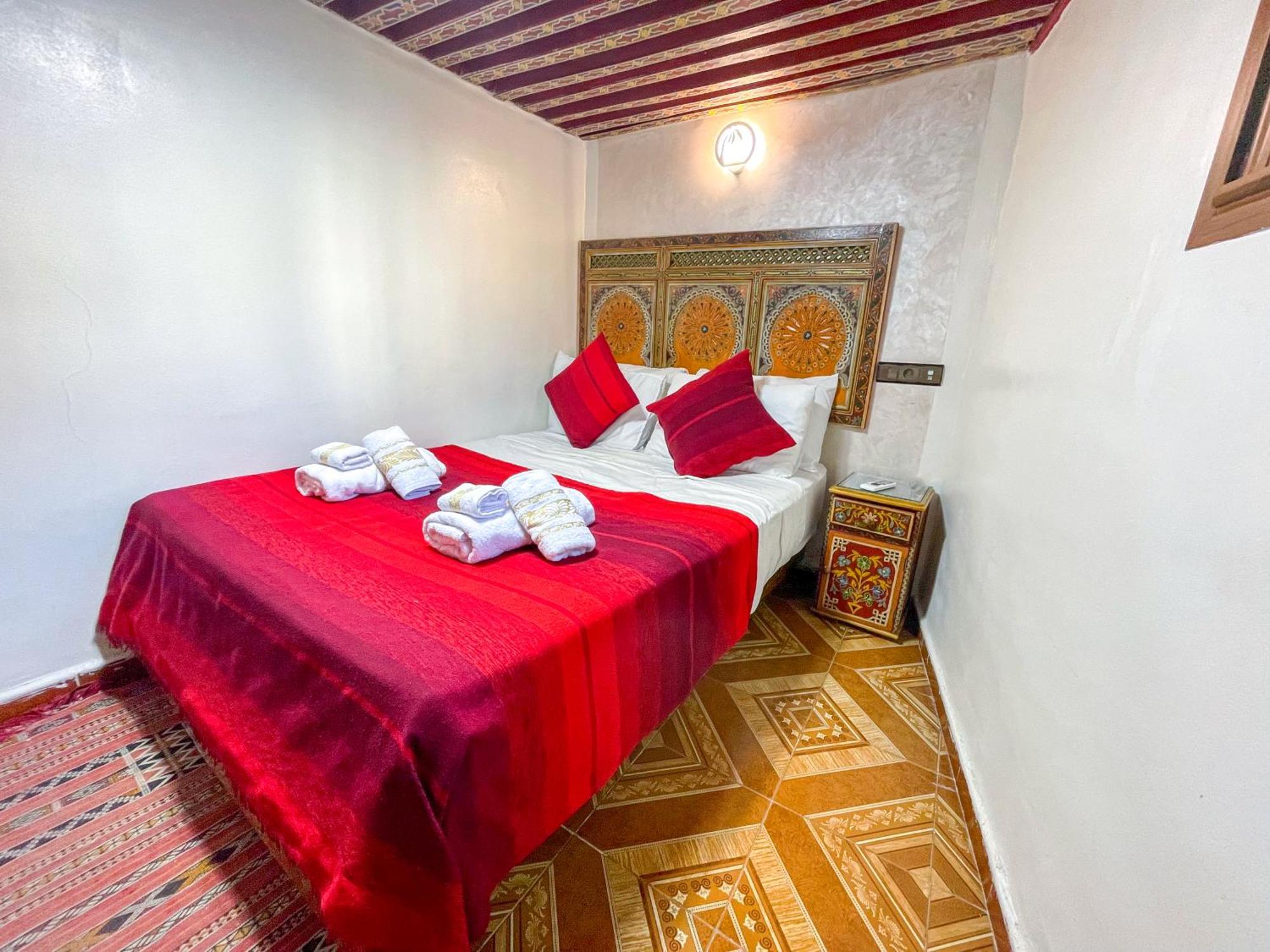 פס Riad Dar El Ouedghiri מראה חיצוני תמונה